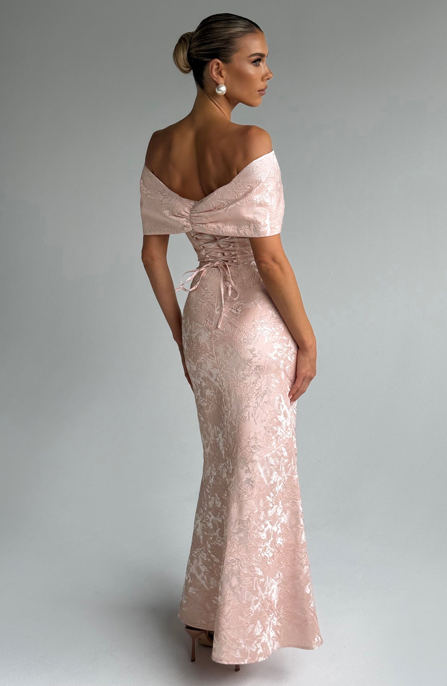 Livette - Bow strapless Maxi Dress